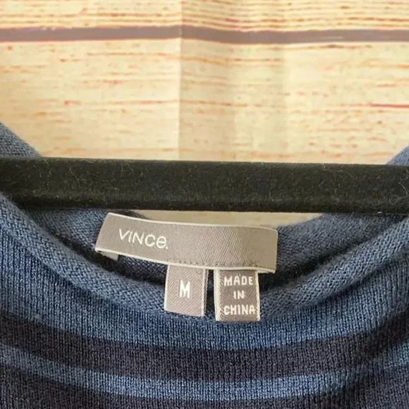 Vince Merino Wool Stripe Drop Shoulder Long Sleeve Sweater Size Medium Boatneck - Picture 4 of 8